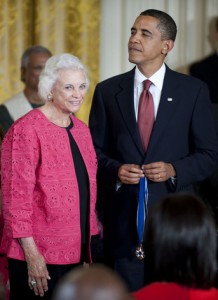 PH/WHITEHOUSE SandraFuchsia 218x300 Sandra Day OConnor A Woman of Justice