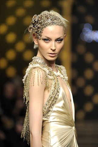 jenny-packham-jewelled-shoulders1 jenny packham jewelled shoulders1 Gird Your Loins for 2010 (And Make a Fashion Statement)