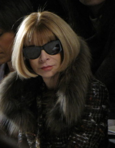 anna wintour sunglasses5 234x300 Anna Wintour: Psychological Insights (from behind those shades)