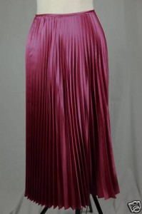 PinkSkirt PinkSkirt 199x300 What to Wear: Try Oprahs Magazine Cover Outfit