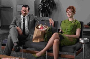HollowayLarge 300x199 Normal Size Dress on Mad Men Looks Large