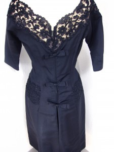Black_Wiggle3 Black Wiggle3 225x300 Lace What to Wear to a Holiday Party